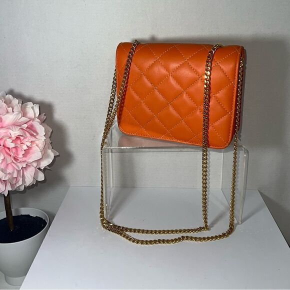 Handbags - NWOT Caviar Quilted Leather Handbag